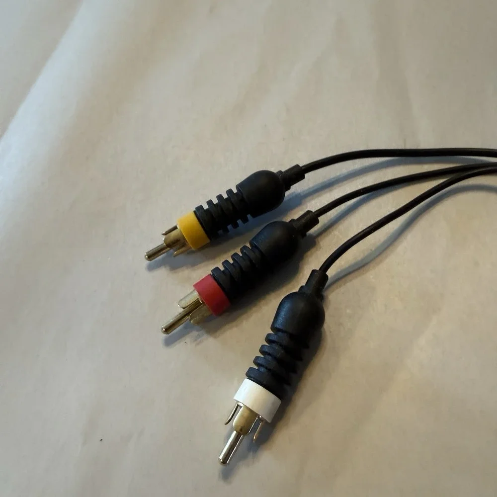 Microsoft OEM Original Xbox Standard AV Cable Very Good 1492